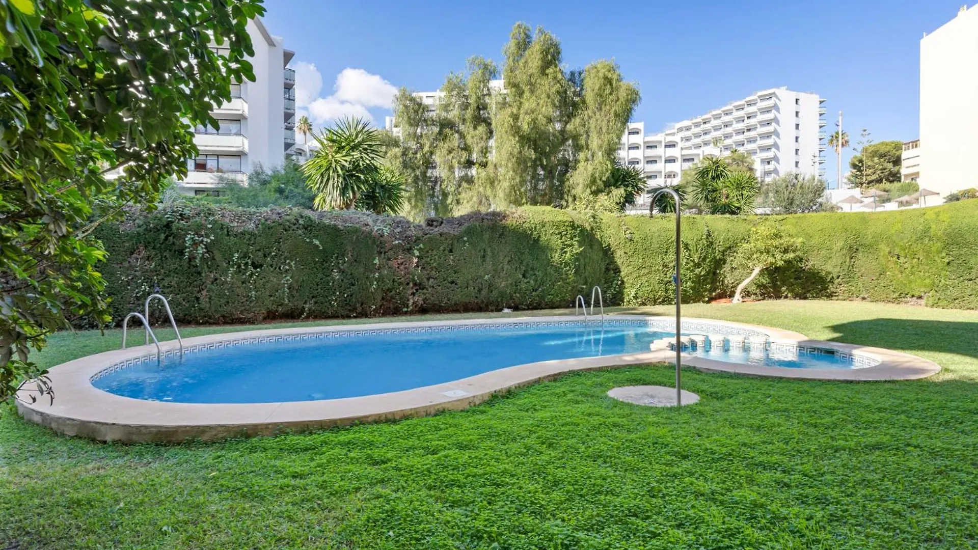 Casa vacanze Penthouse Apartment In Benalmadena Costa, Beach - Seaview - Pool - 40M2 Private Terrace - One Bedroom - Sleeping Alcove Spagna